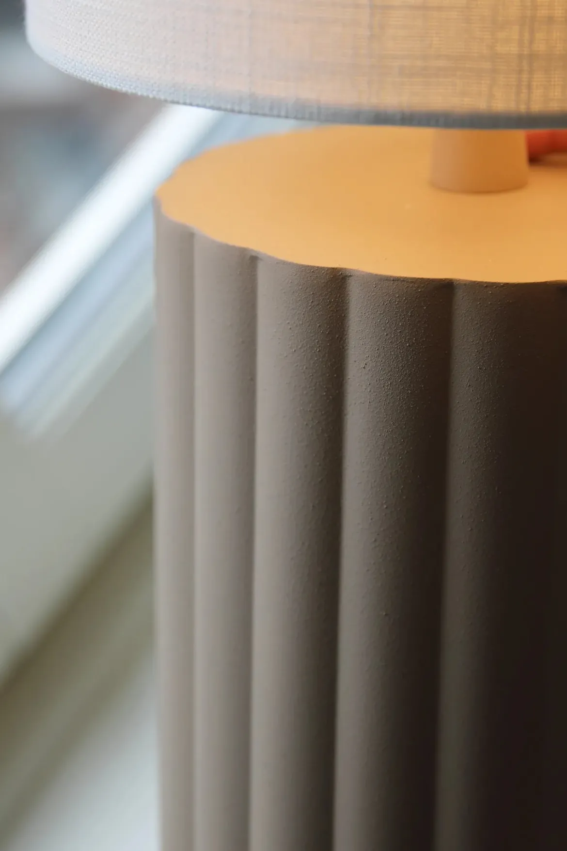 Can Bordslampa Vit/Beige