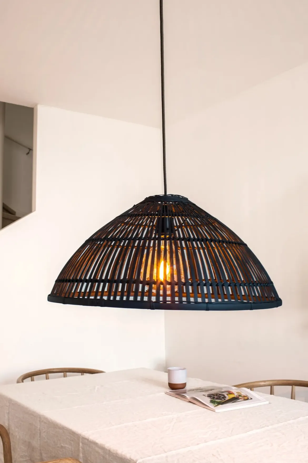 Capello Taklampa Svart