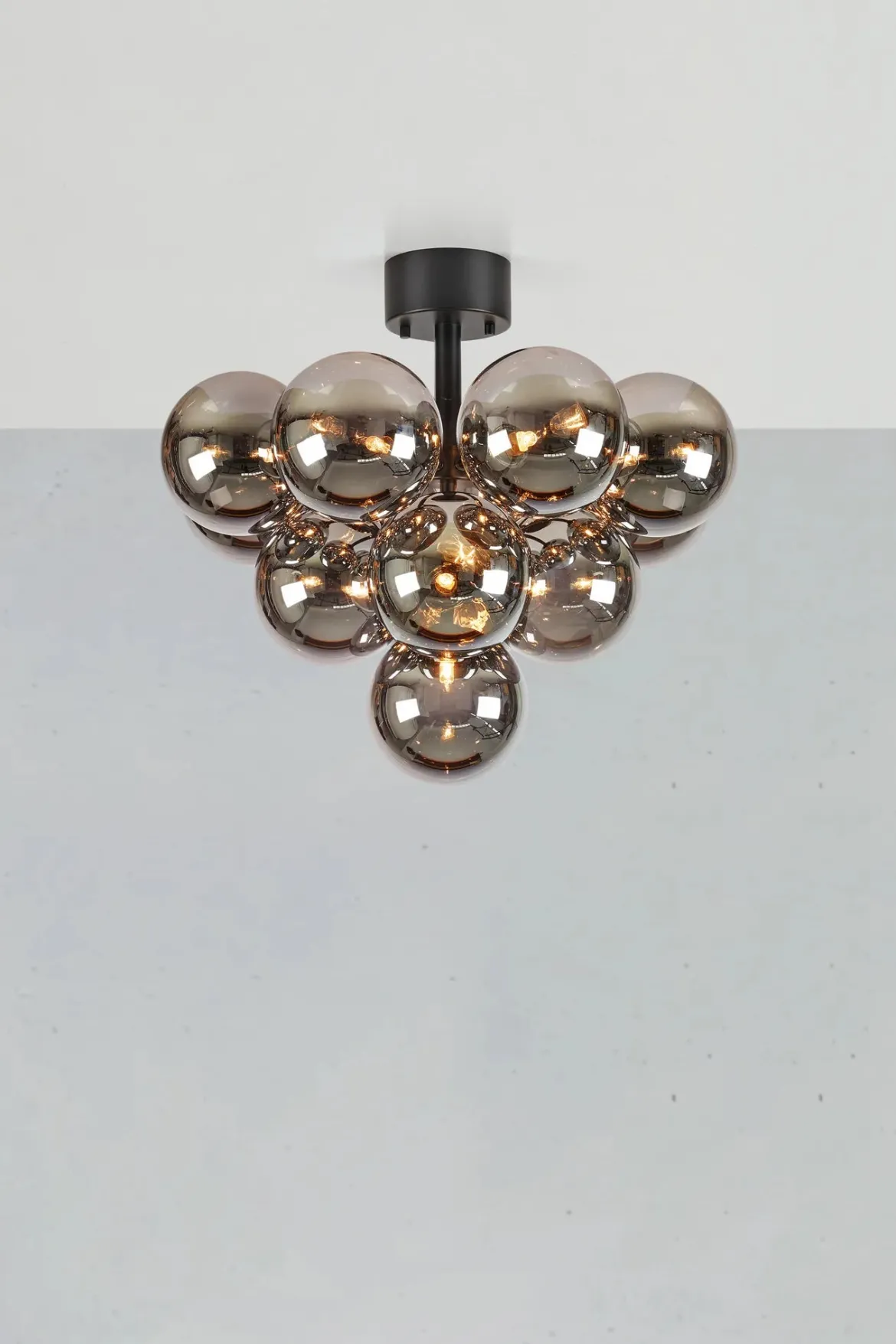 Merlot Plafond Rök
