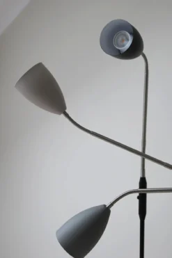 Patro Golvlampa Beige 3-stegsdimbar
