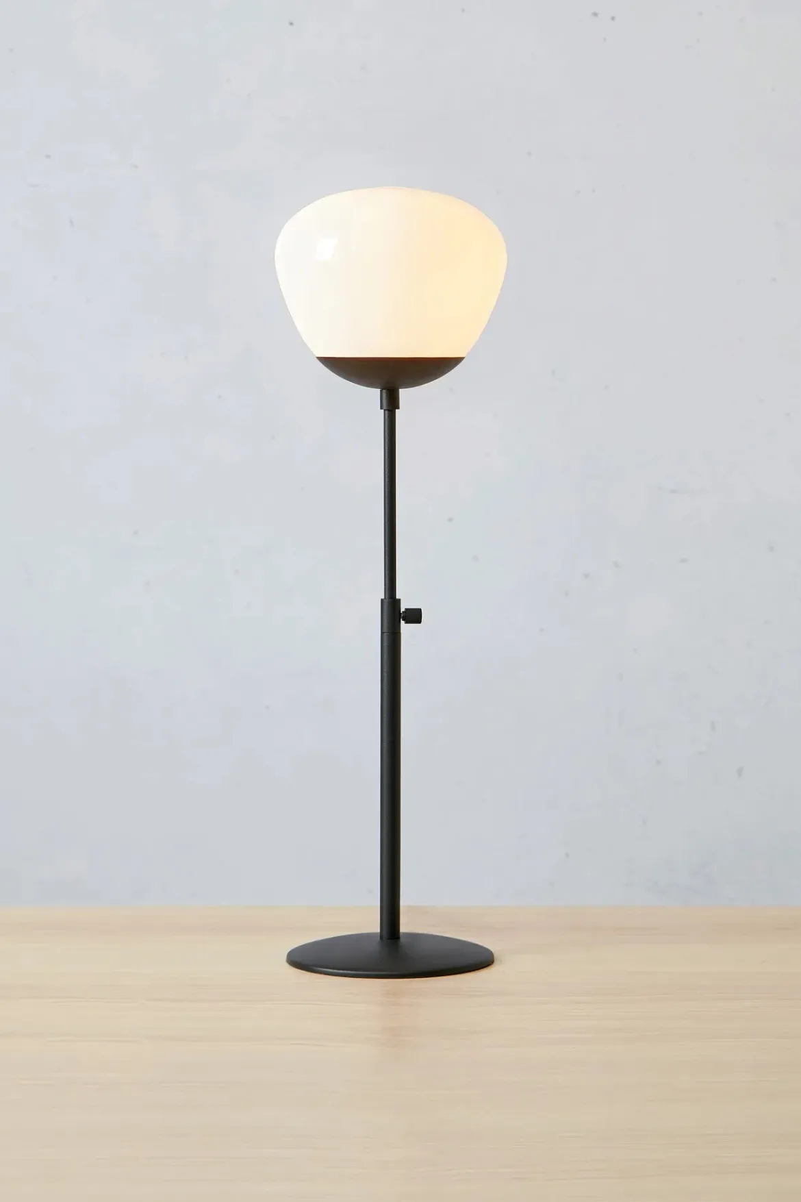 Rise Bordslampa Svart Liten