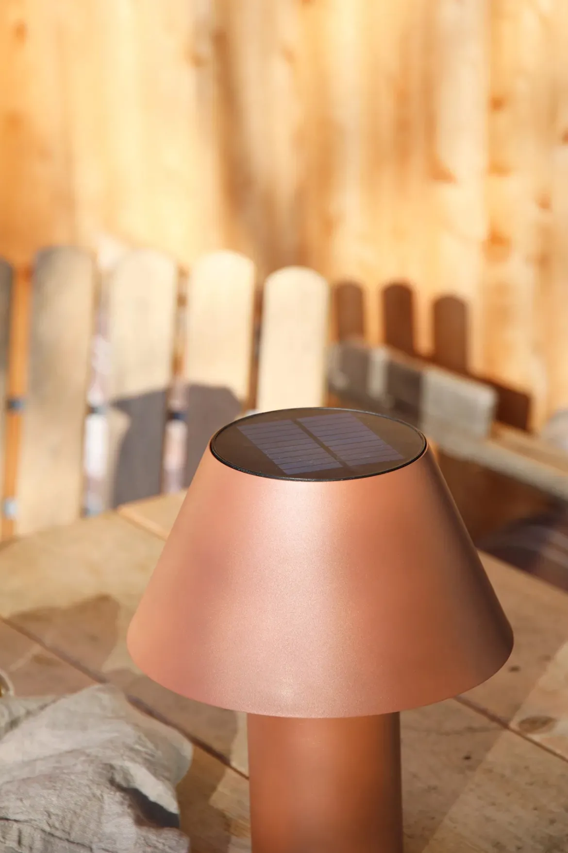 Vivo Bordslampa Solcell Brun